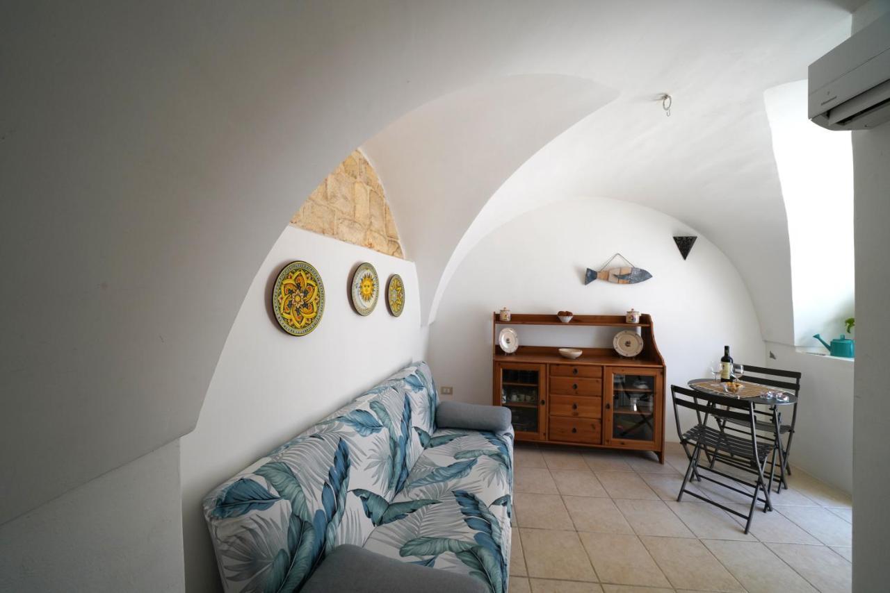 Casa Tea - Nel Cuore Della Citta' Bianca Остуні Екстер'єр фото